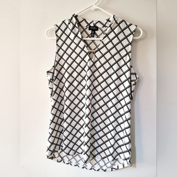 Jones New York dressy tank, Size M - Picture 1 of 5